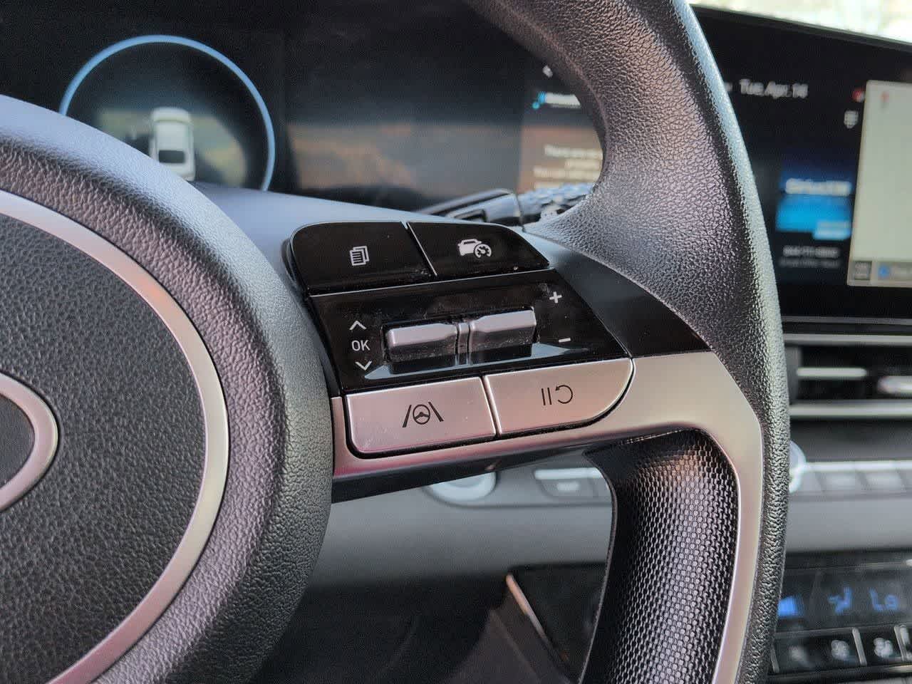 Thumbnail: 2024 Hyundai Elantra - 24