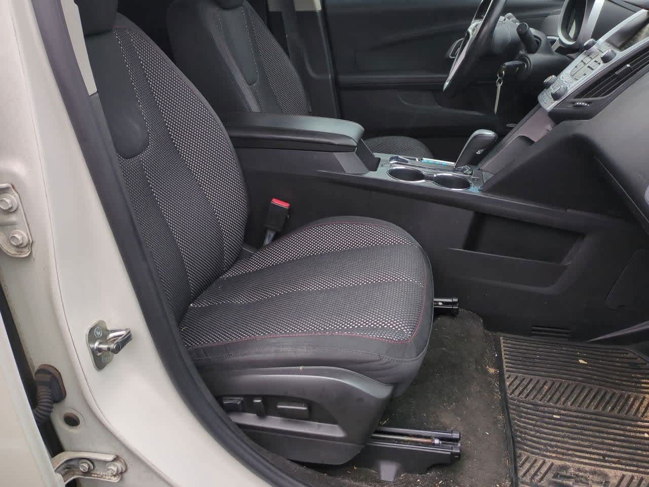 Thumbnail: 2013 Chevrolet Equinox - 20