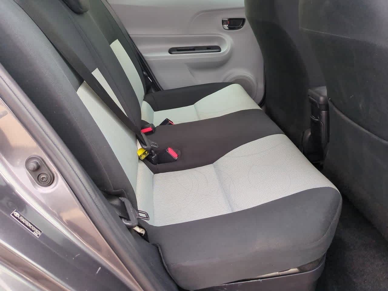 Thumbnail: 2012 Toyota Prius c - 19