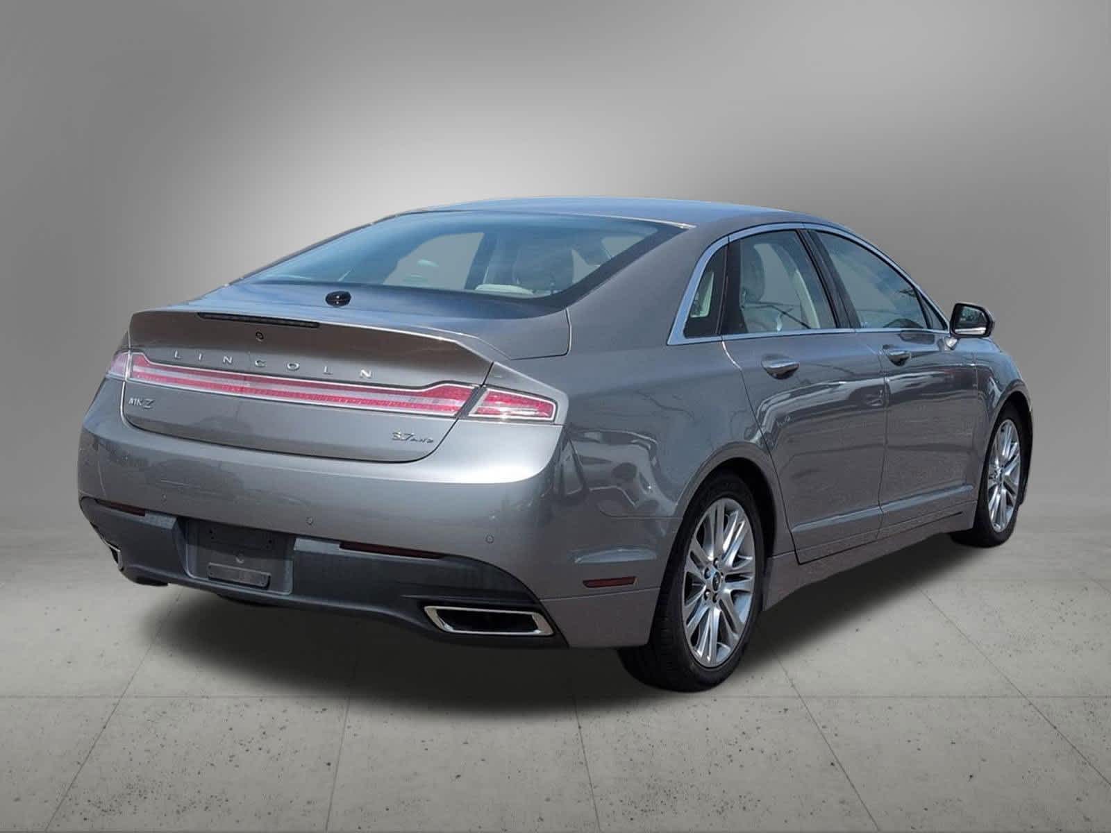 Thumbnail: 2015 Lincoln MKZ - 5