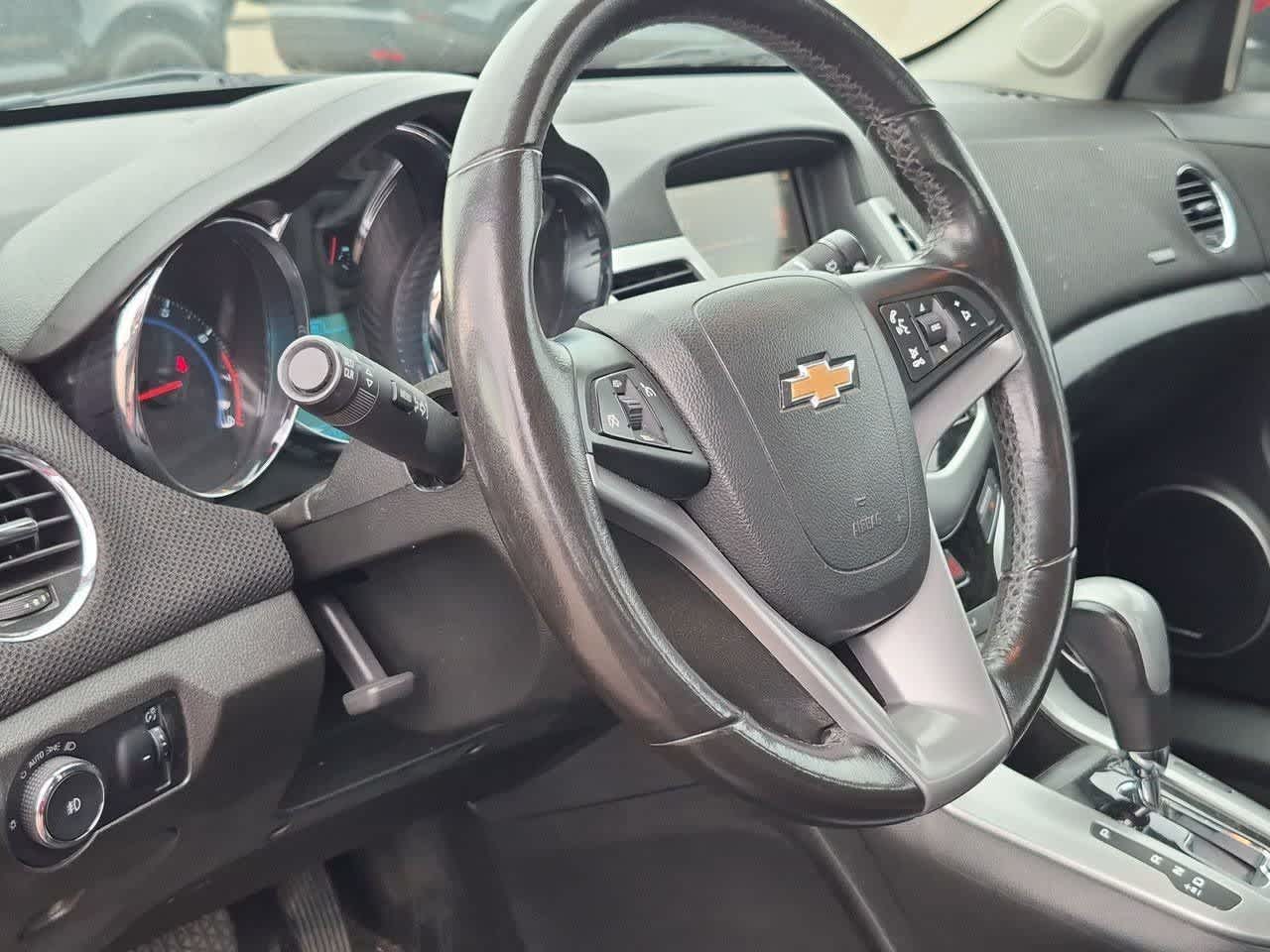Used 2014 Chevrolet Cruze 2LT with VIN 1G1PE5SB2E7202096 for sale in Troy, MI