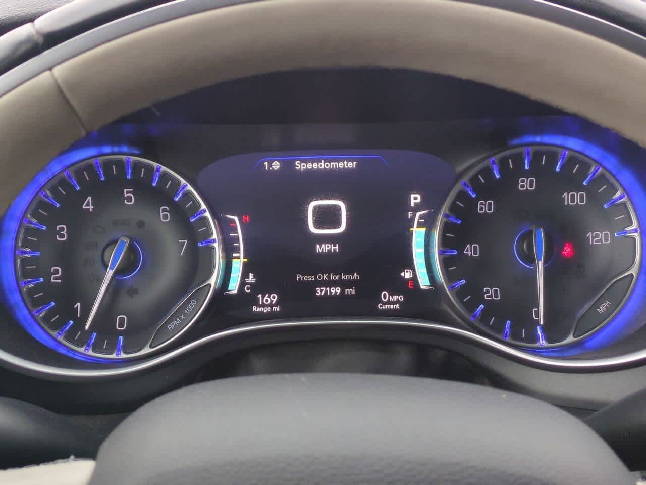 Thumbnail: 2020 Chrysler Pacifica - 33