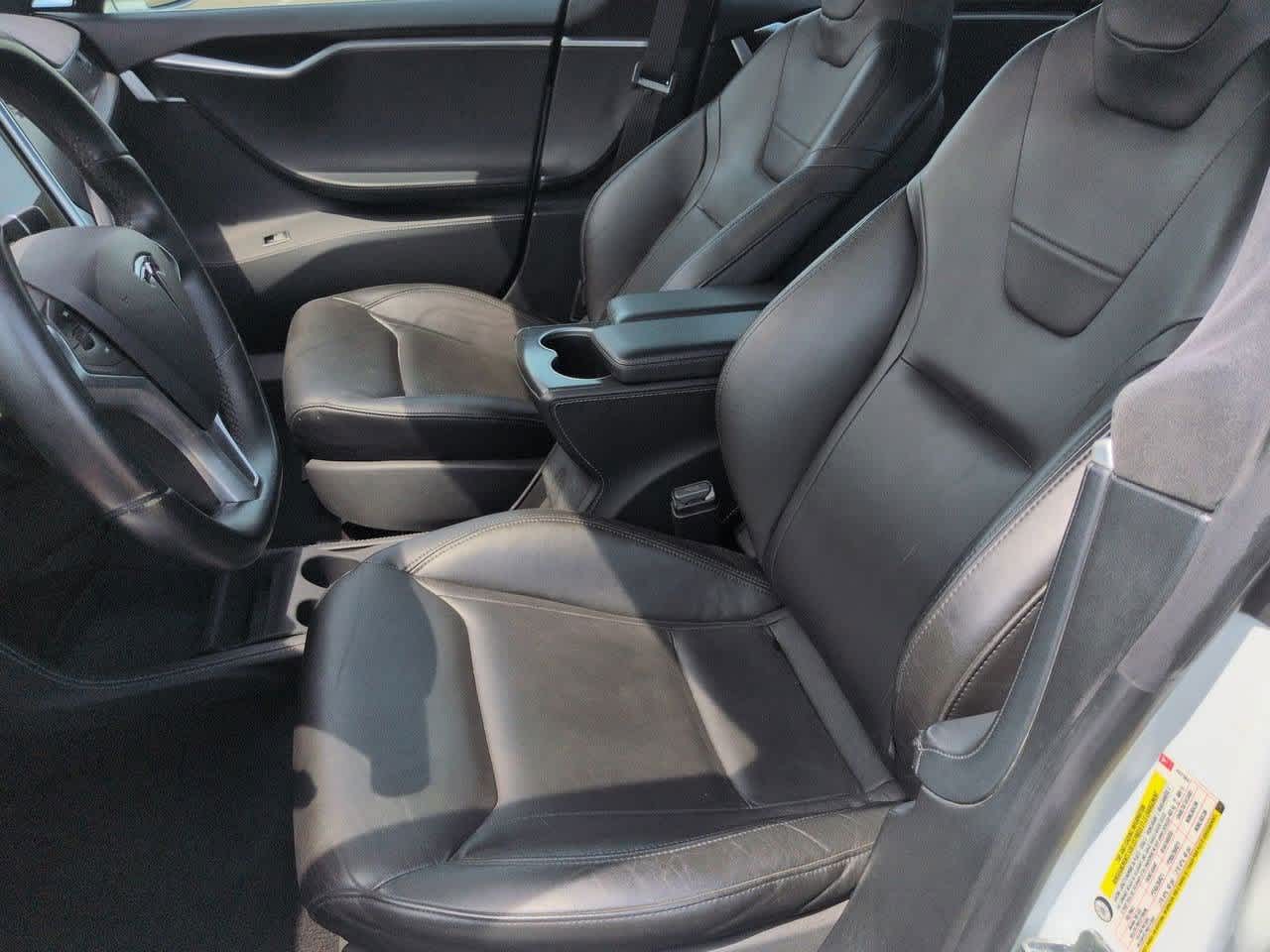 Thumbnail: 2015 Tesla Model S - 15