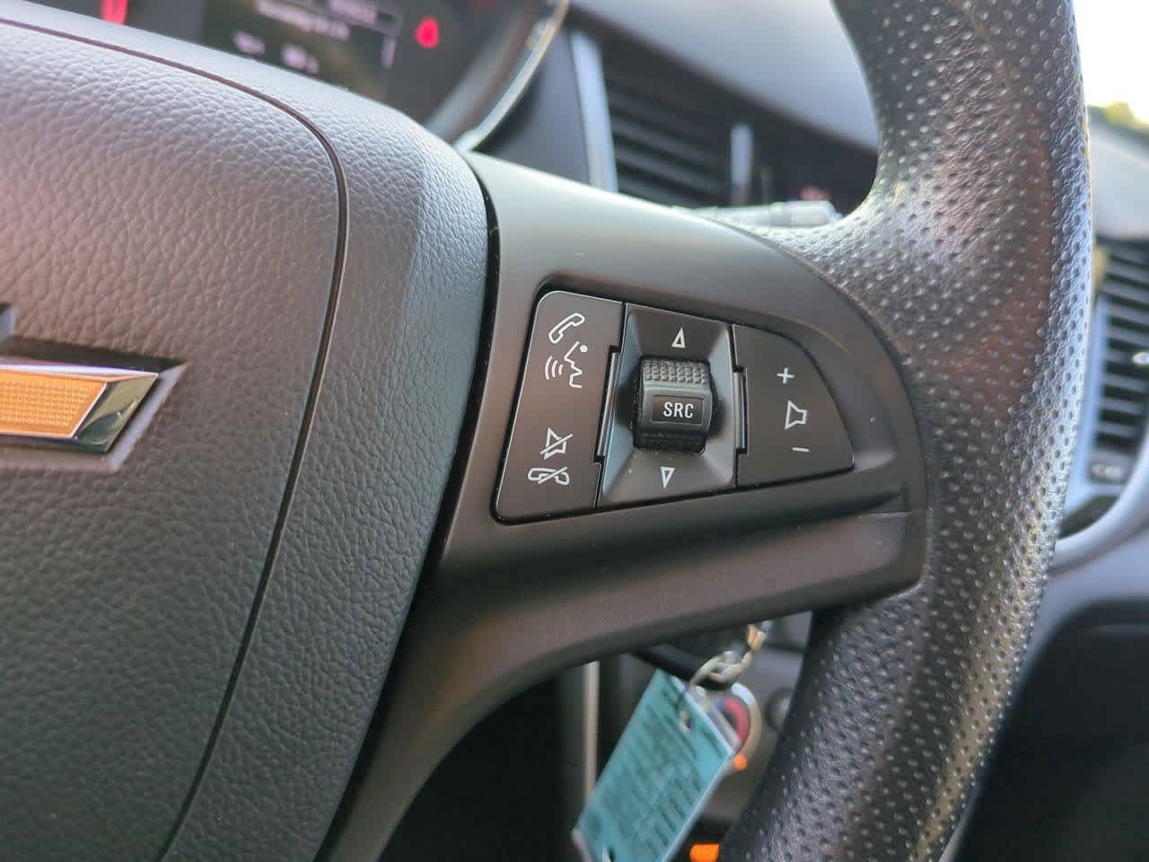 Thumbnail: 2020 Chevrolet Trax - 22