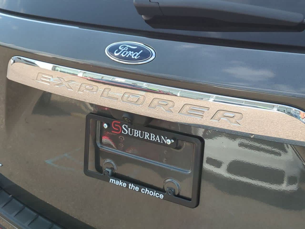 Thumbnail: 2020 Ford Explorer - 12