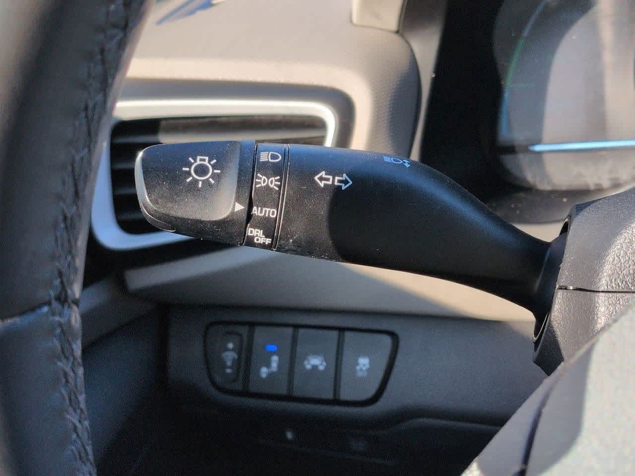 Thumbnail: 2018 Hyundai Ioniq - 27