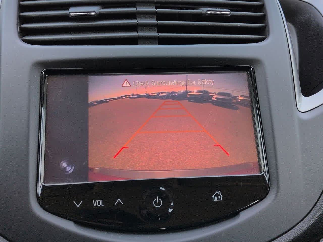 Thumbnail: 2016 Chevrolet Trax - 27