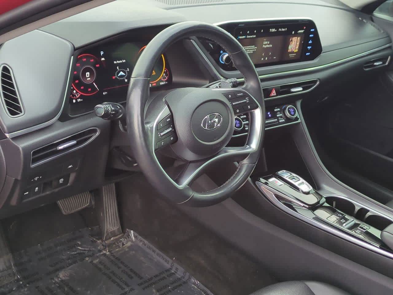2020 Hyundai Sonata Limited photo 2