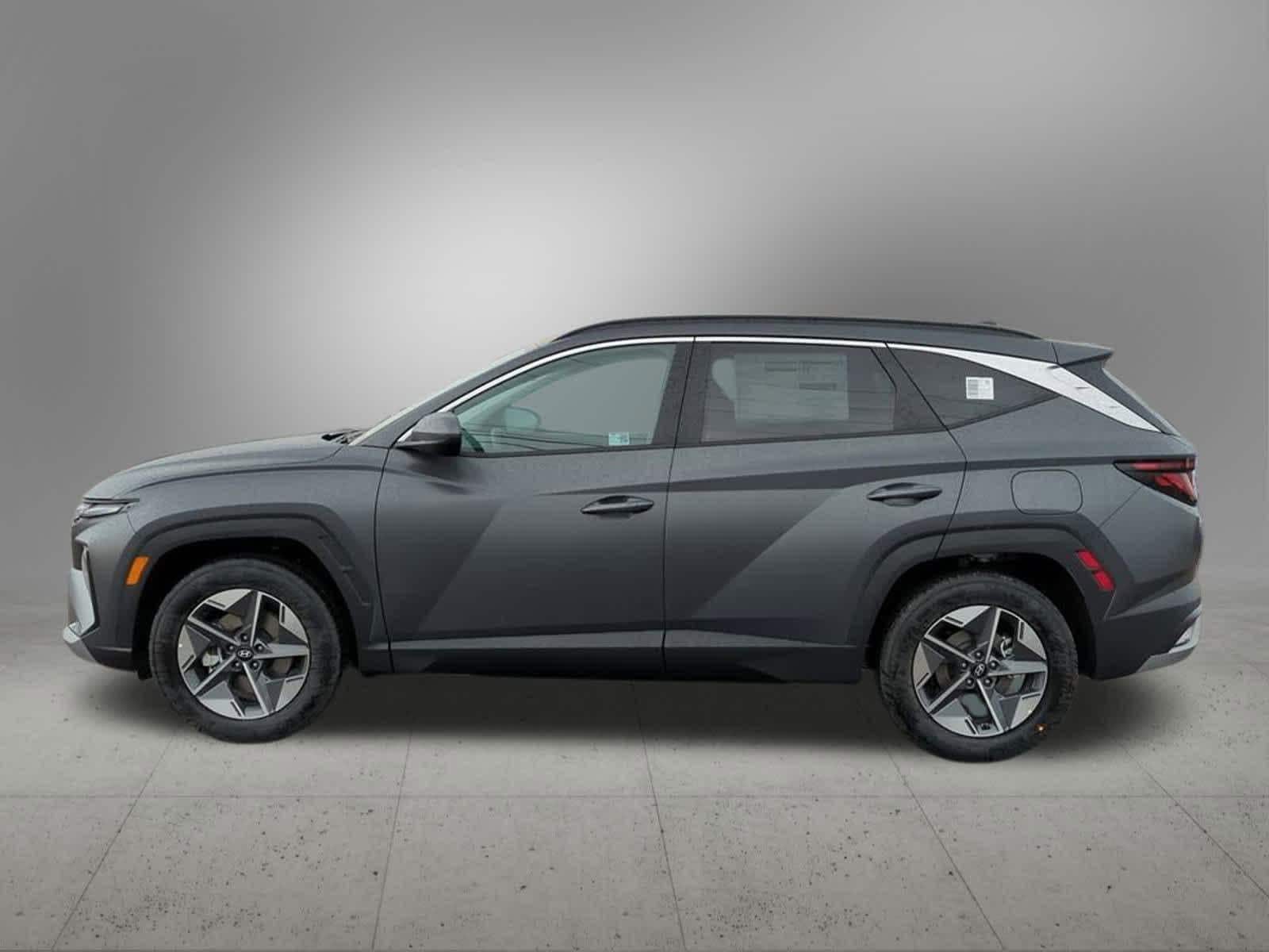 Thumbnail: 2025 Hyundai Tucson - 3