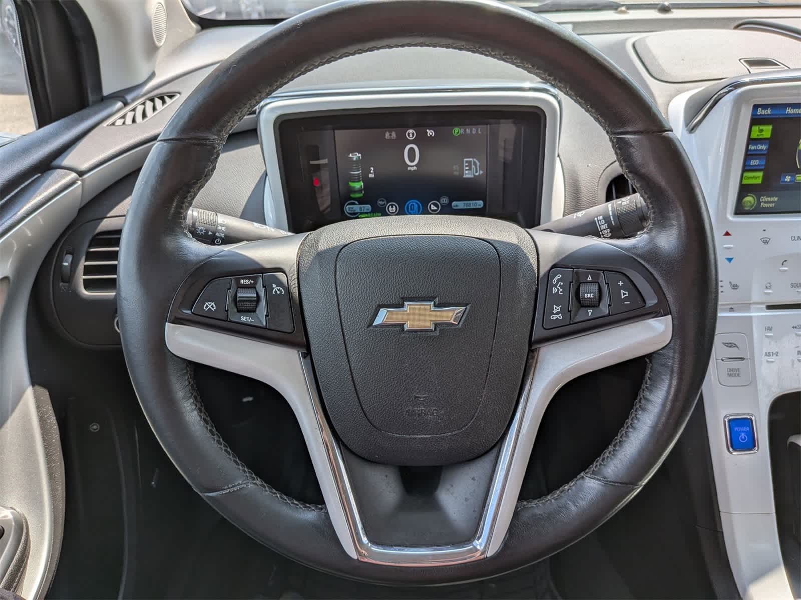 Thumbnail: 2013 Chevrolet Volt - 17