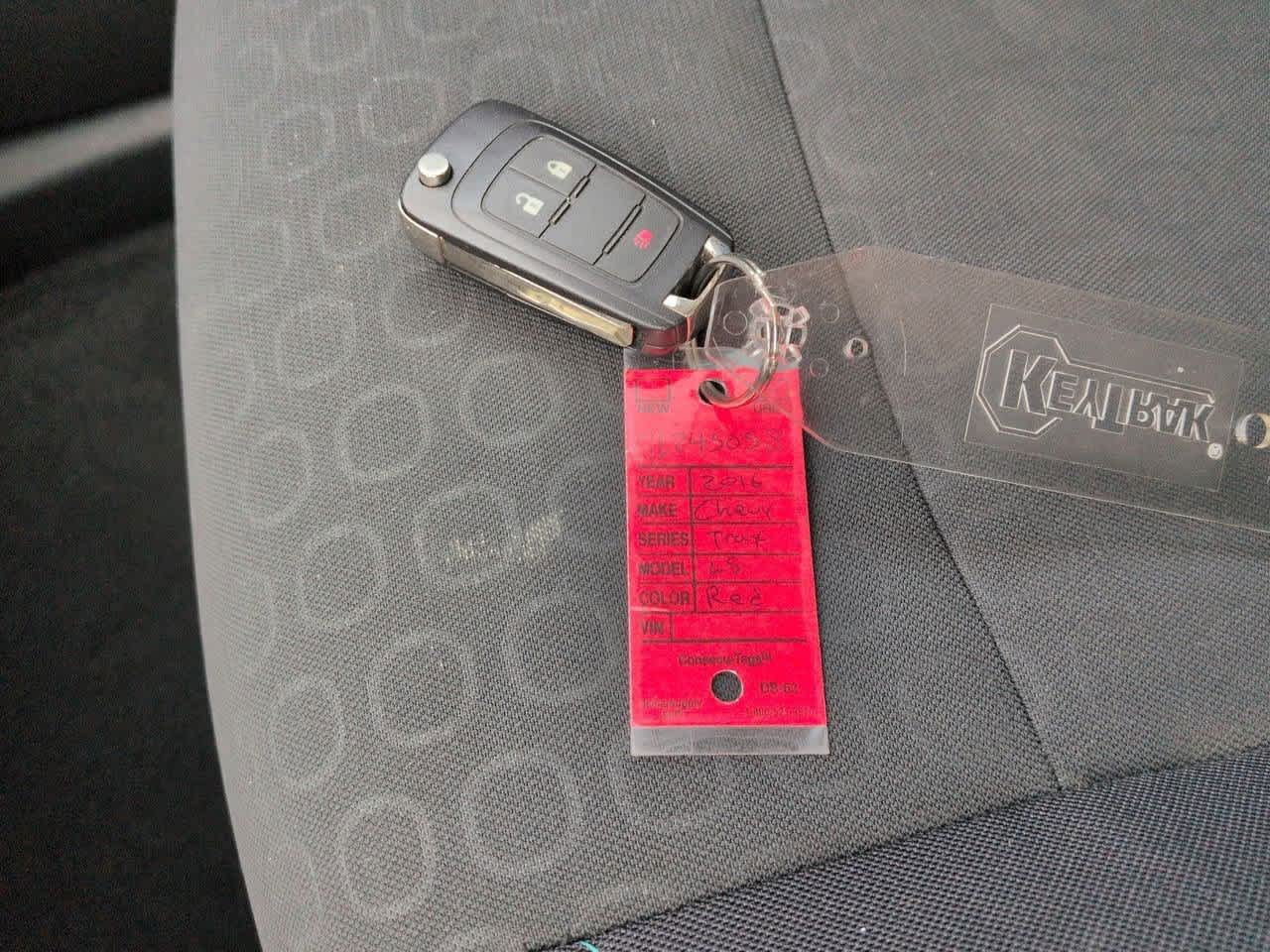 Thumbnail: 2016 Chevrolet Trax - 32