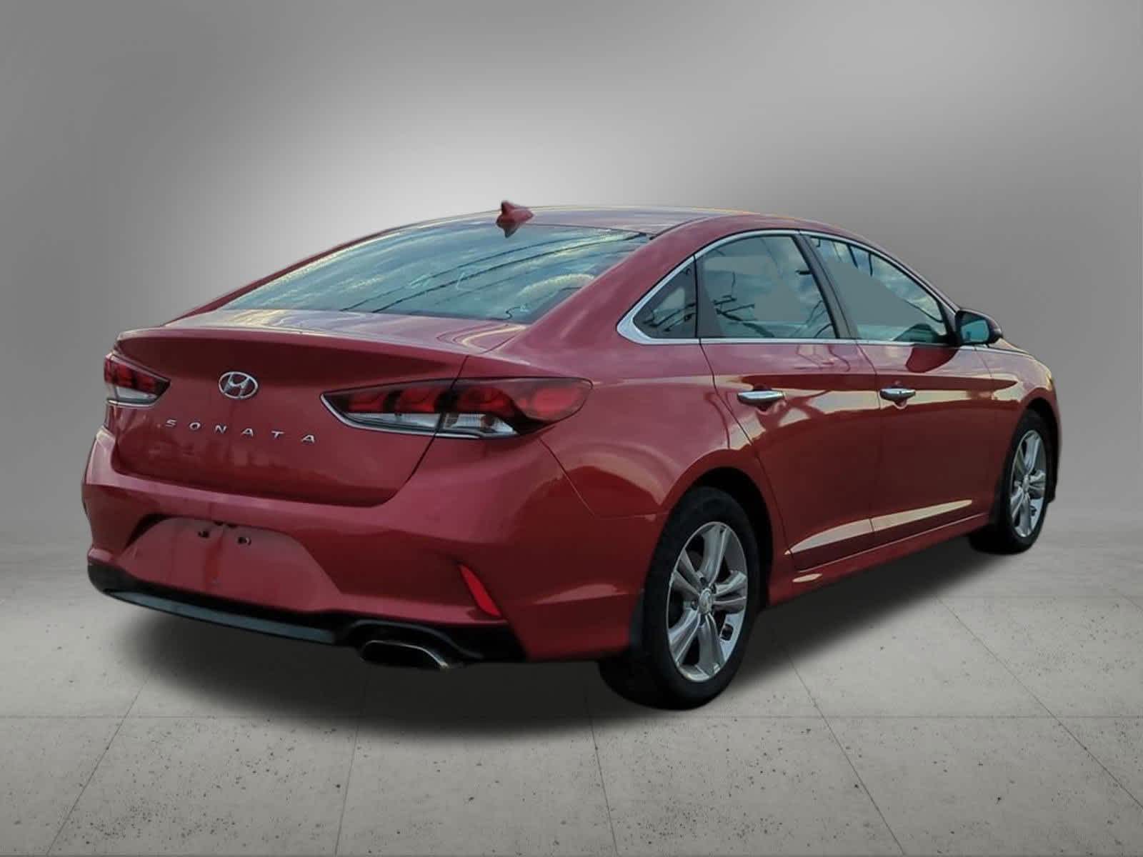 Thumbnail: 2019 Hyundai Sonata - 6
