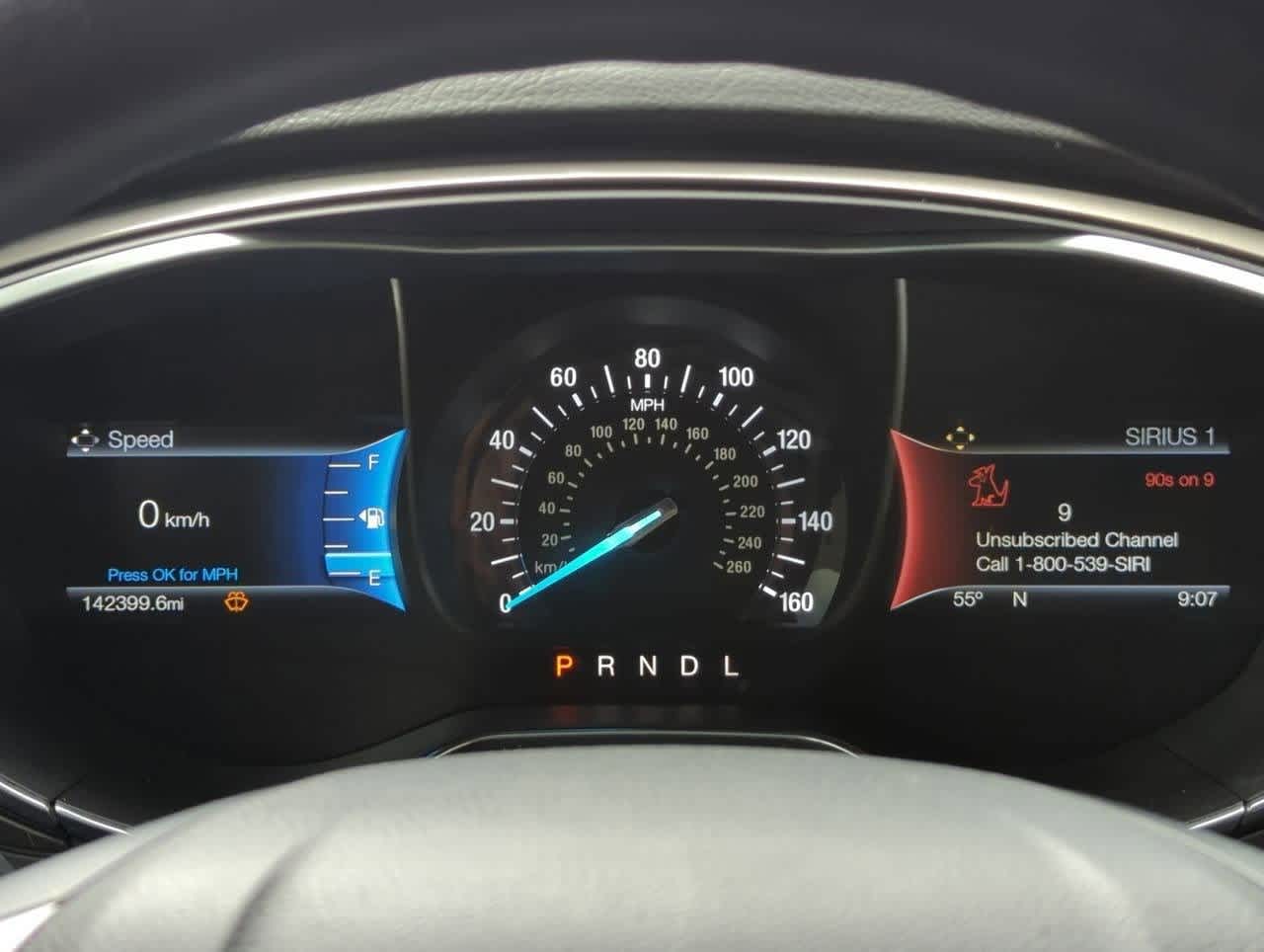 2017 Ford Fusion SE 28