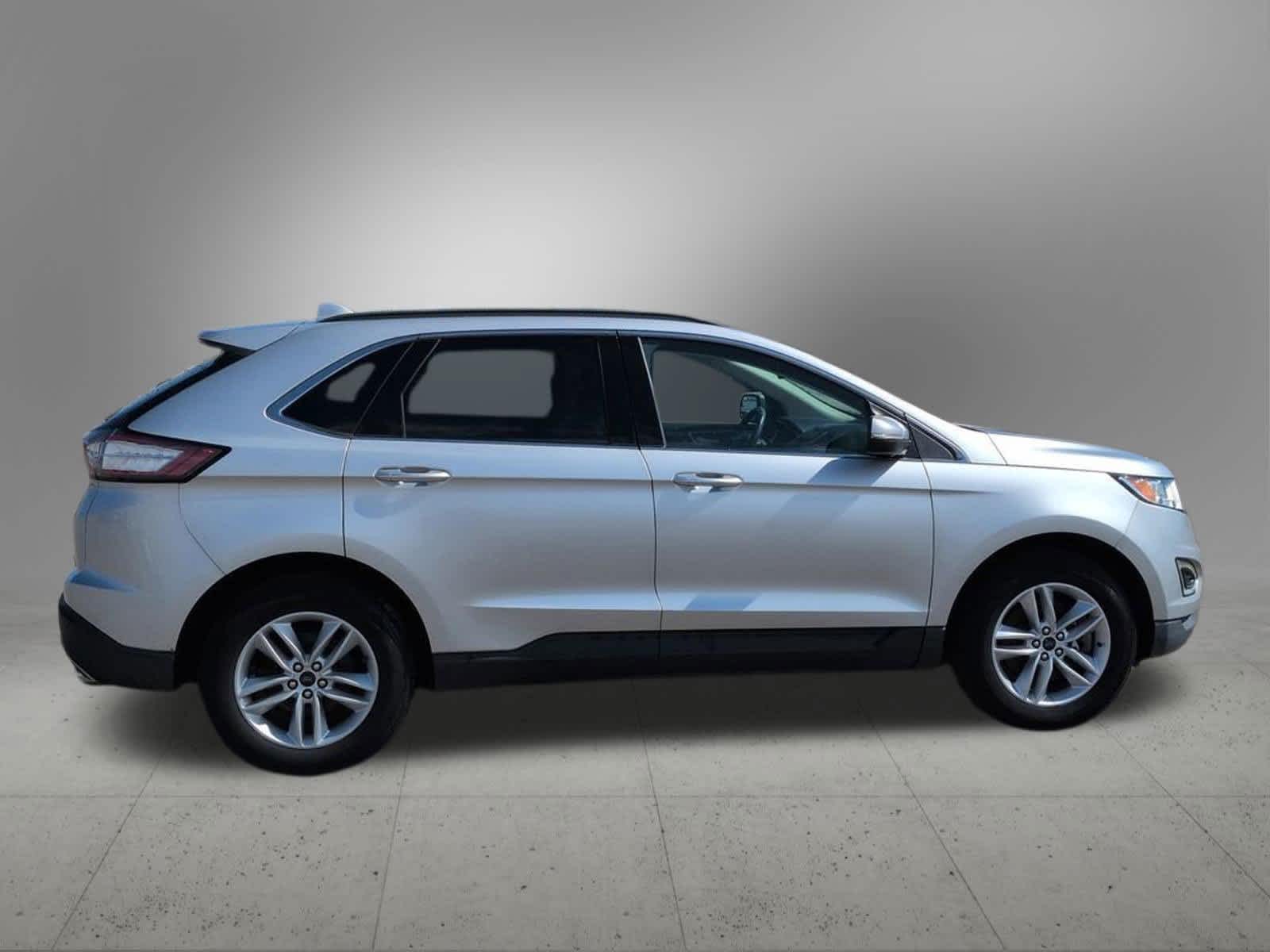 Thumbnail: 2015 Ford Edge - 5