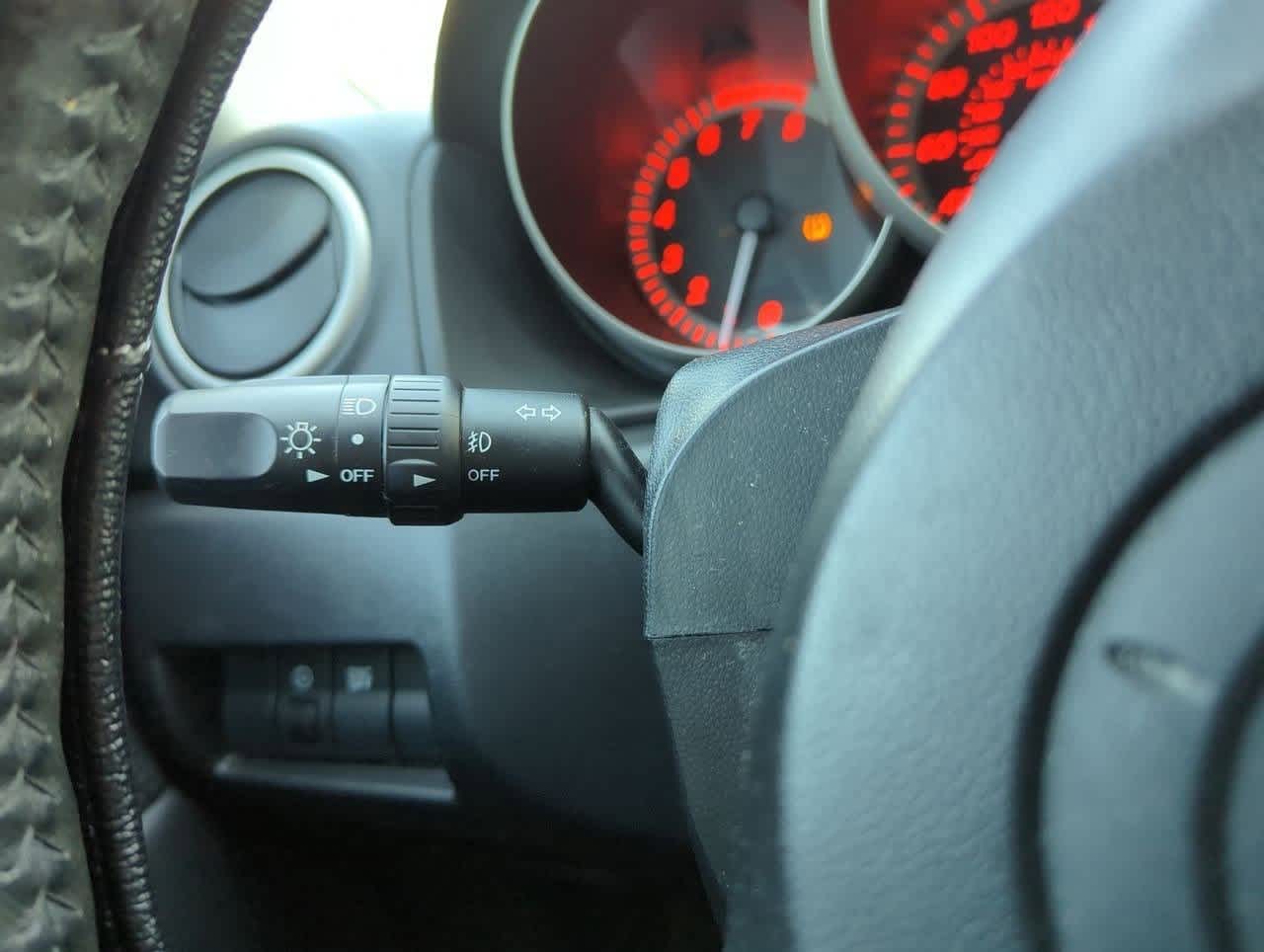 Thumbnail: 2009 Mazda Mazda3 - 25
