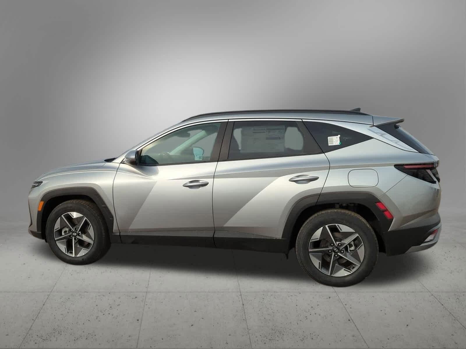 Thumbnail: 2025 Hyundai Tucson - 3