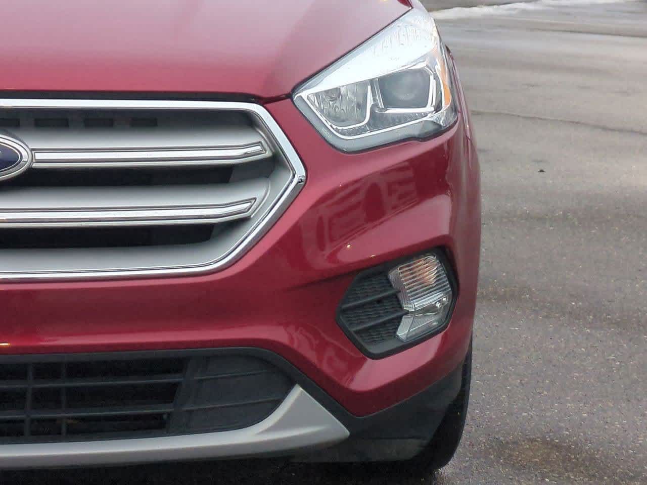 Thumbnail: 2019 Ford Escape - 10