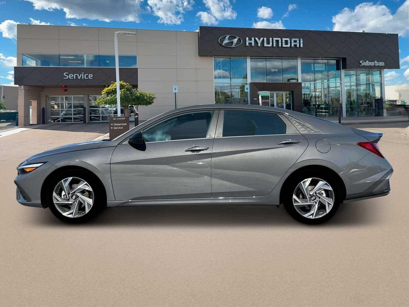 Thumbnail: 2025 Hyundai Elantra - 3