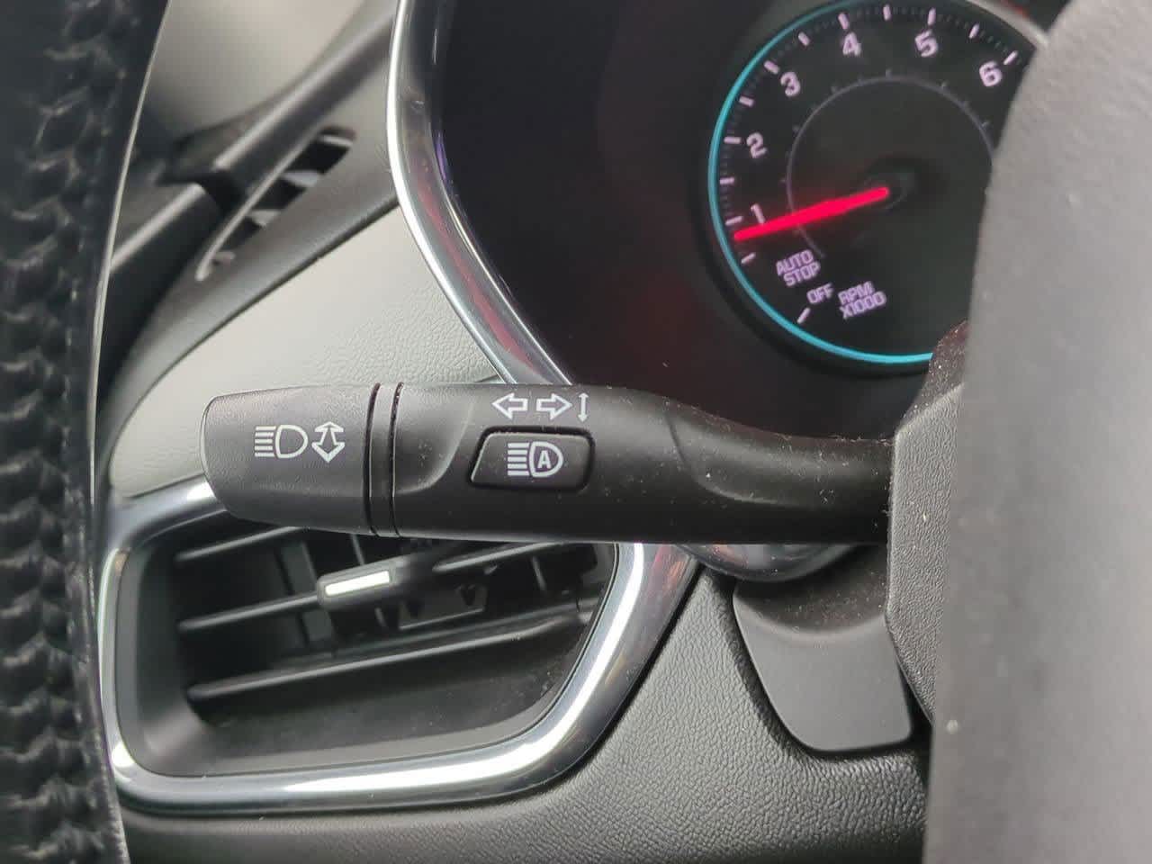 Thumbnail: 2019 Chevrolet Equinox - 25