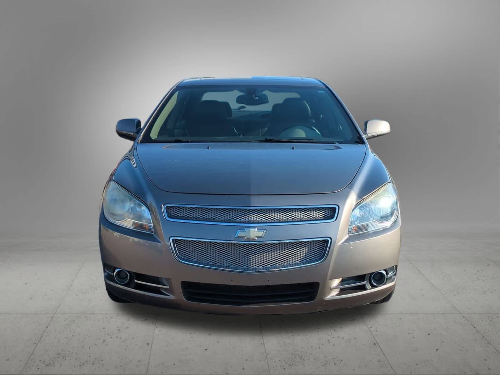 Thumbnail: 2010 Chevrolet Malibu - 9