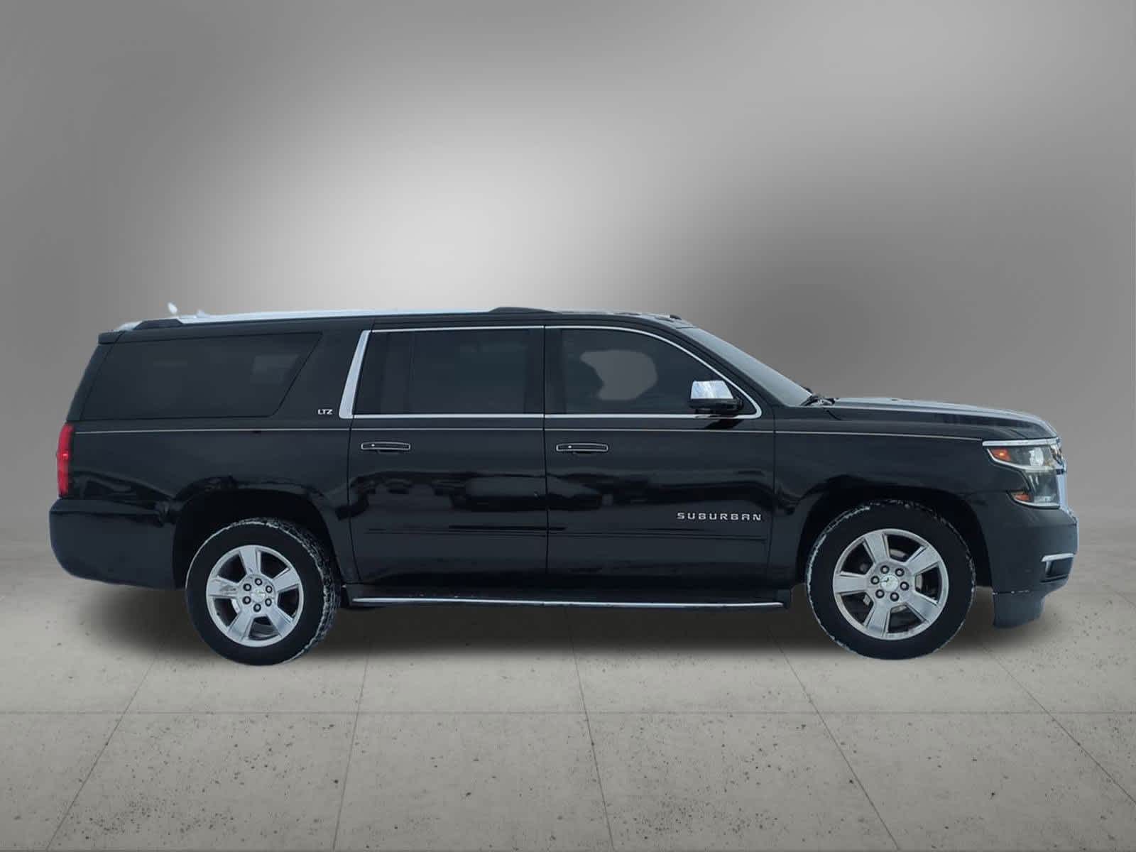 Thumbnail: 2015 Chevrolet Suburban - 7