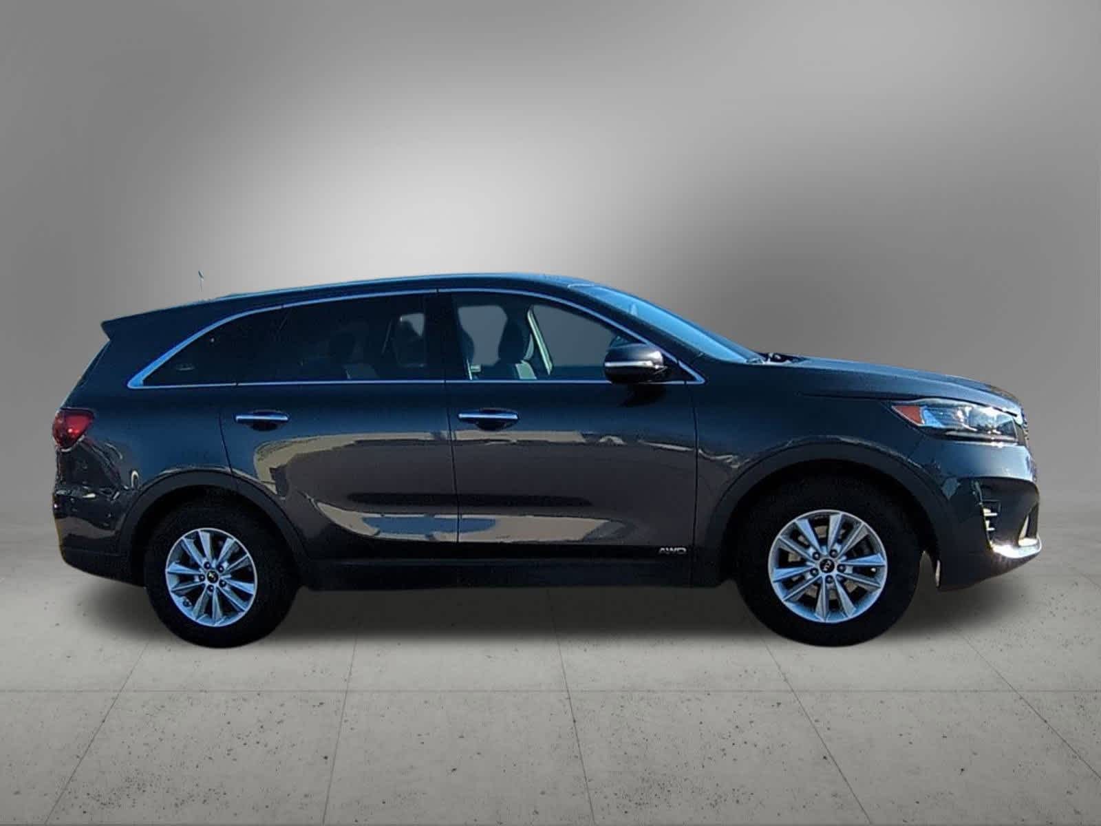 Thumbnail: 2019 Kia Sorento - 7