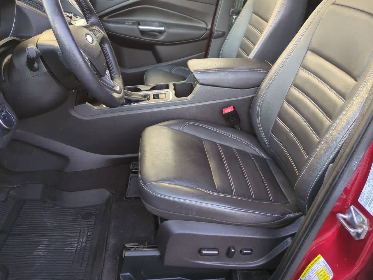 Thumbnail: 2018 Ford Escape - 15