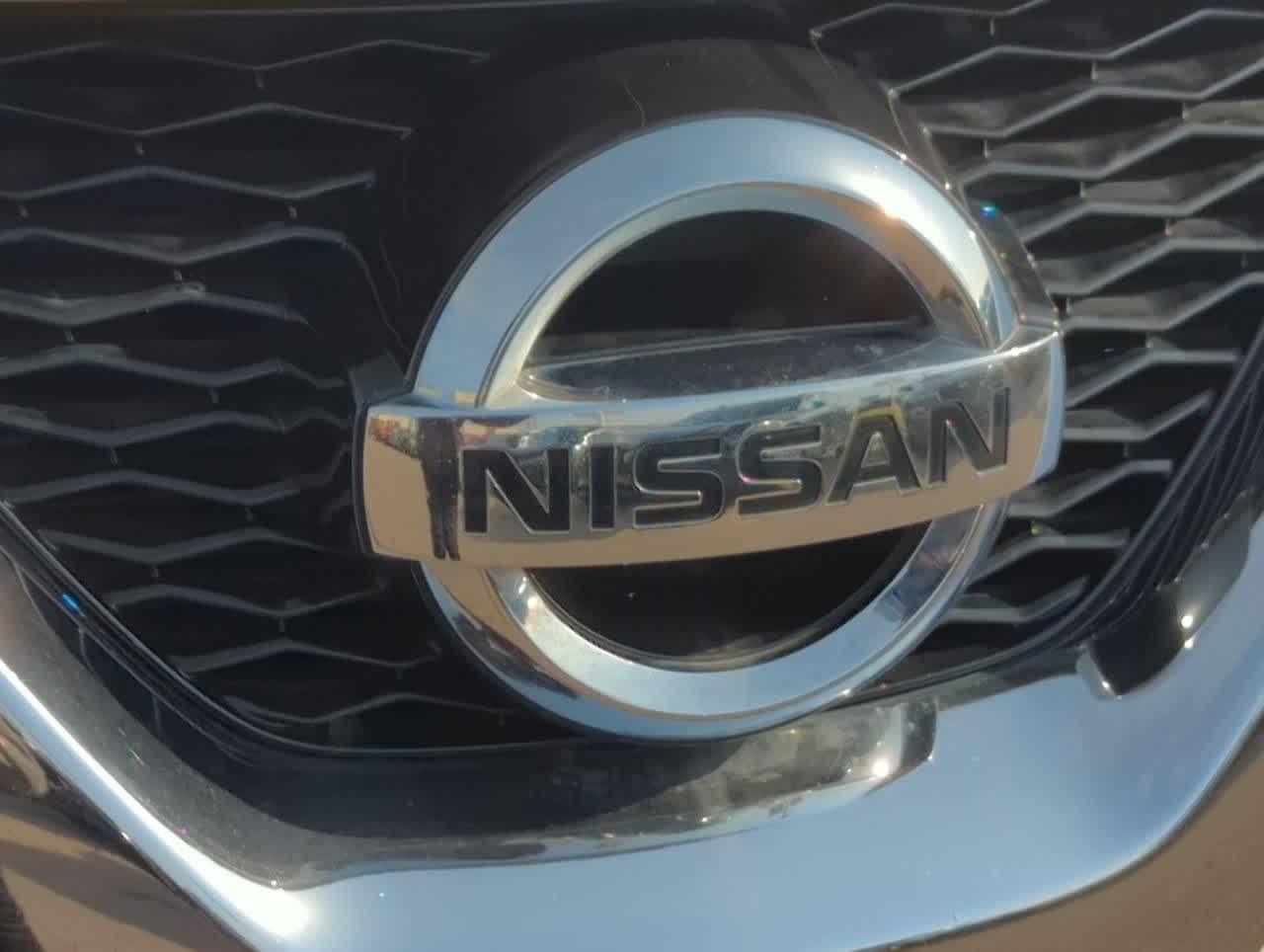 2014 Nissan Rogue SV 10