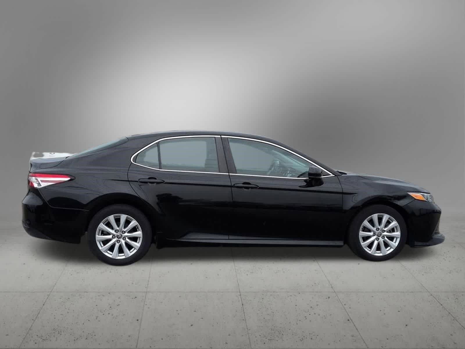 Thumbnail: 2020 Toyota Camry - 7