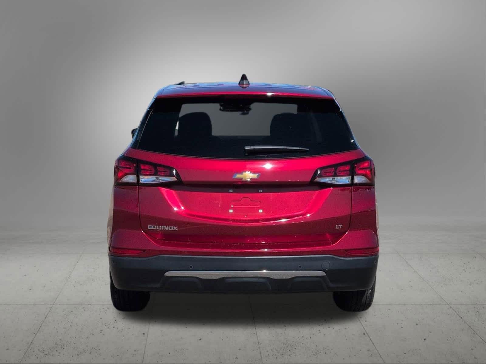 Thumbnail: 2022 Chevrolet Equinox - 4
