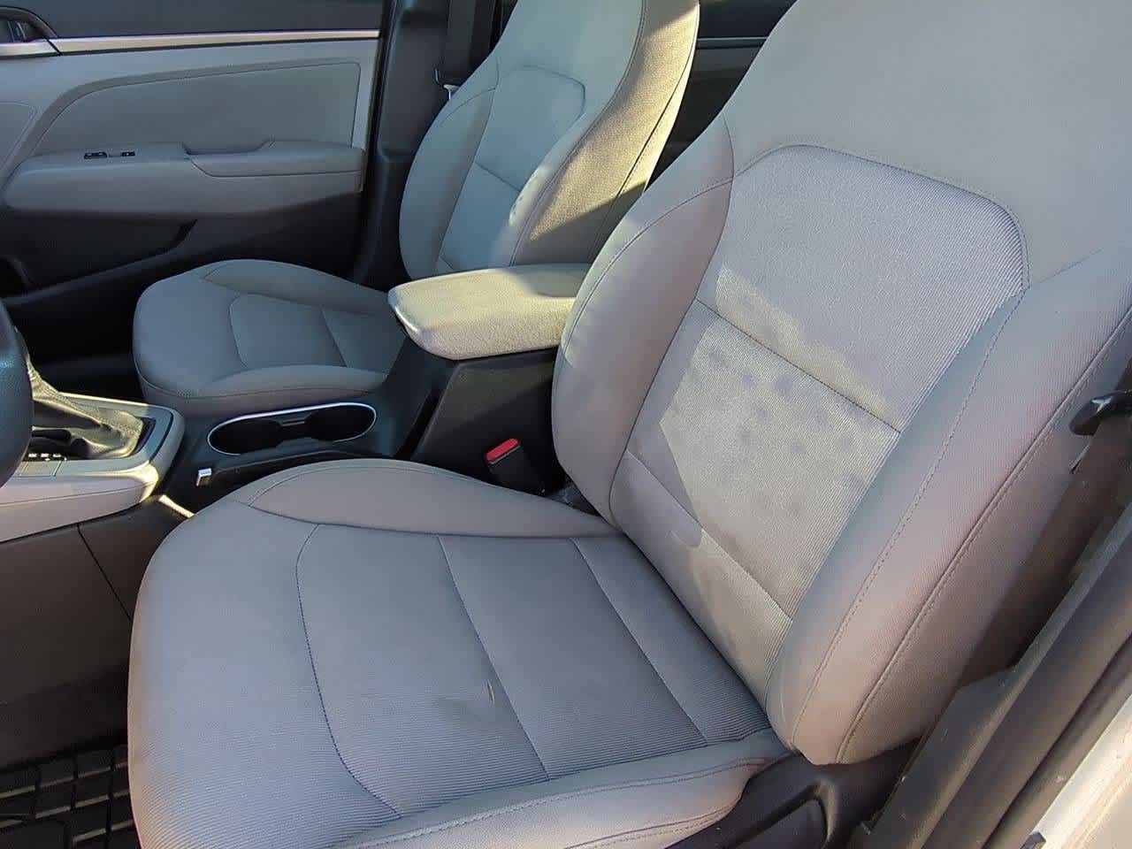 Thumbnail: 2018 Hyundai Elantra - 14