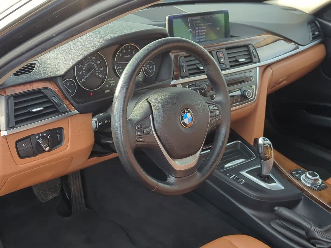 2013 BMW 3 Series 328i xDrive 2