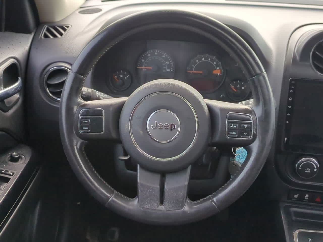 Thumbnail: 2016 Jeep Patriot - 23