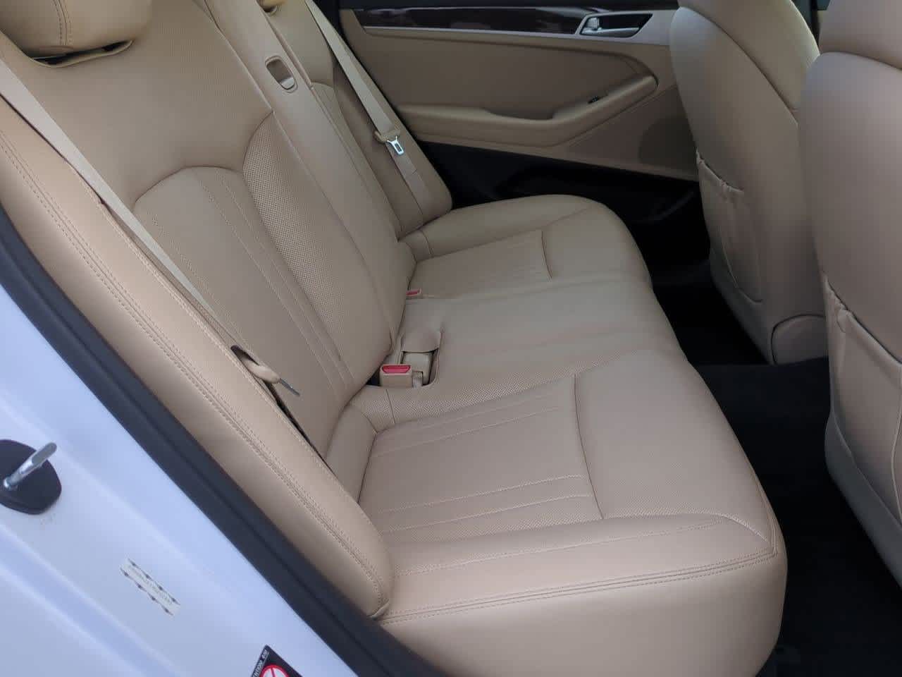 Thumbnail: 2017 Genesis G80 - 19