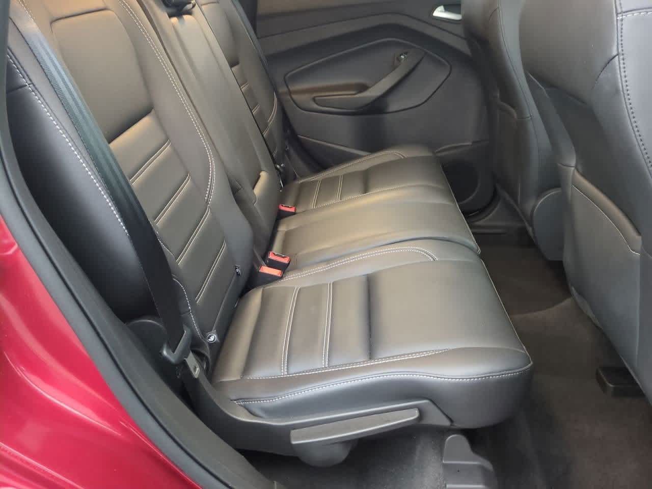 Thumbnail: 2019 Ford Escape - 20