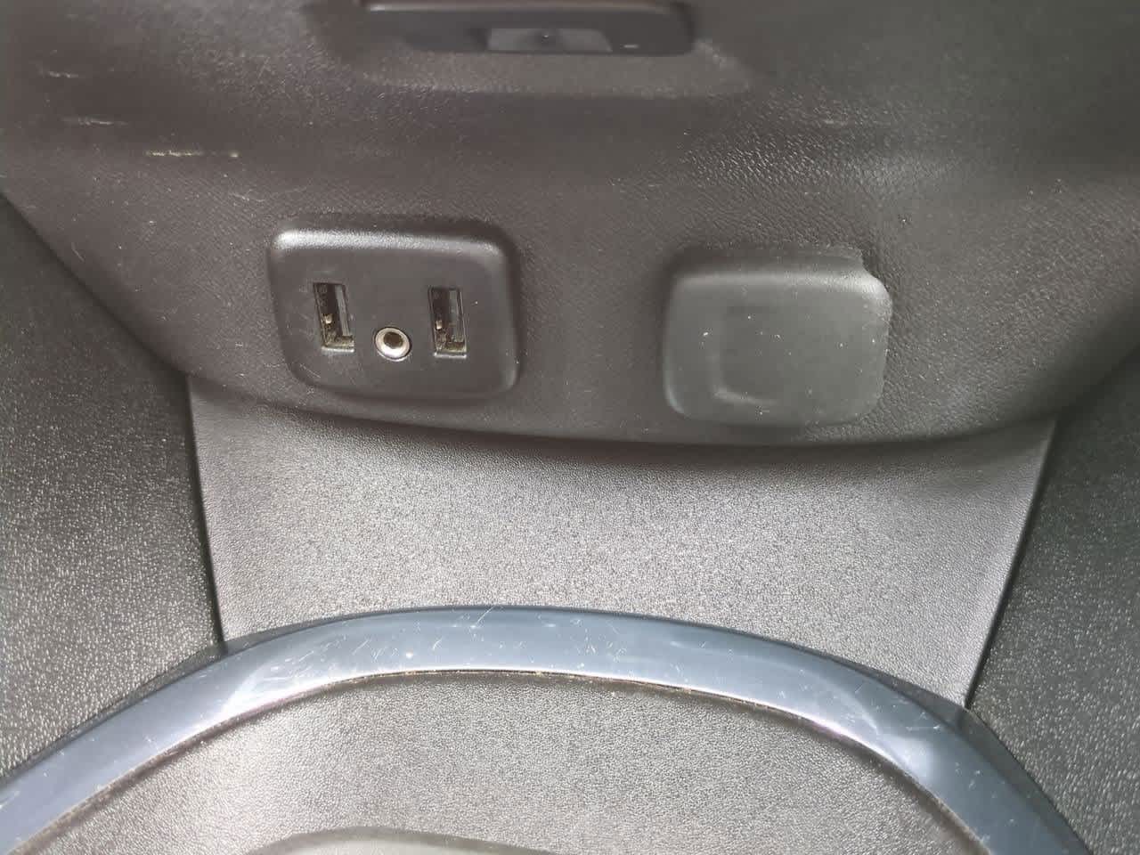 2017 Chevrolet Malibu Eco 29