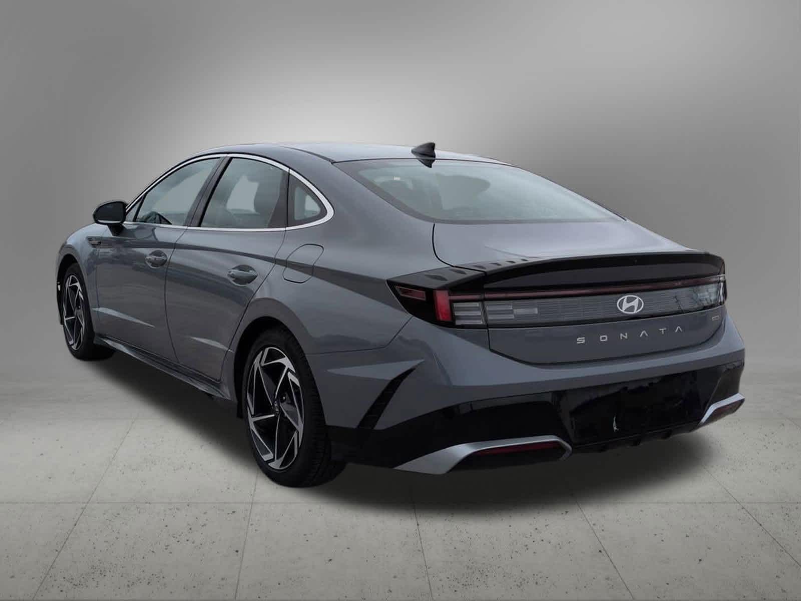 Thumbnail: 2026 Hyundai Sonata - 4
