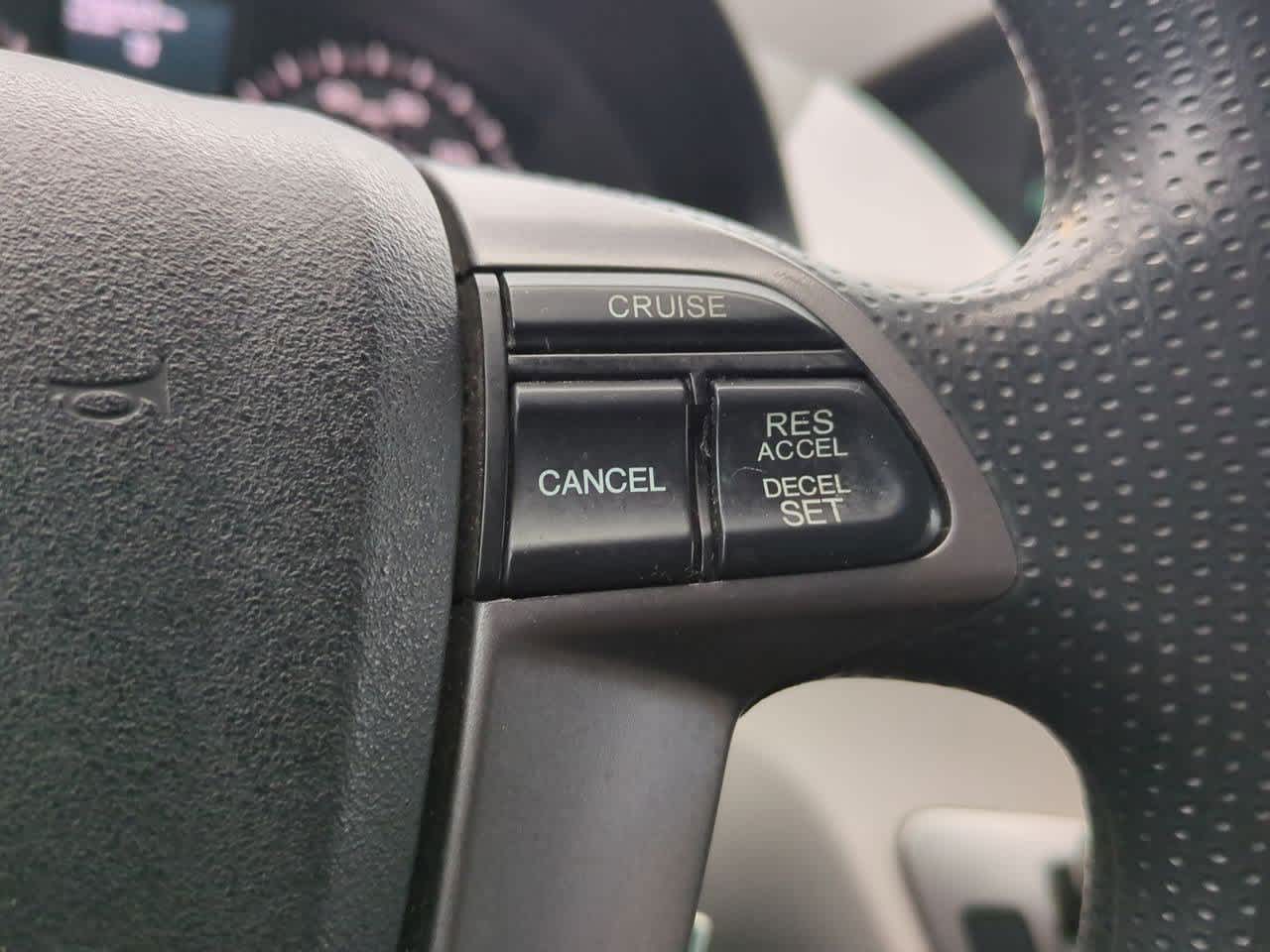 Thumbnail: 2014 Honda Odyssey - 23