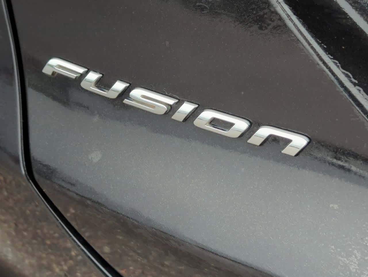 Thumbnail: 2015 Ford Fusion - 11