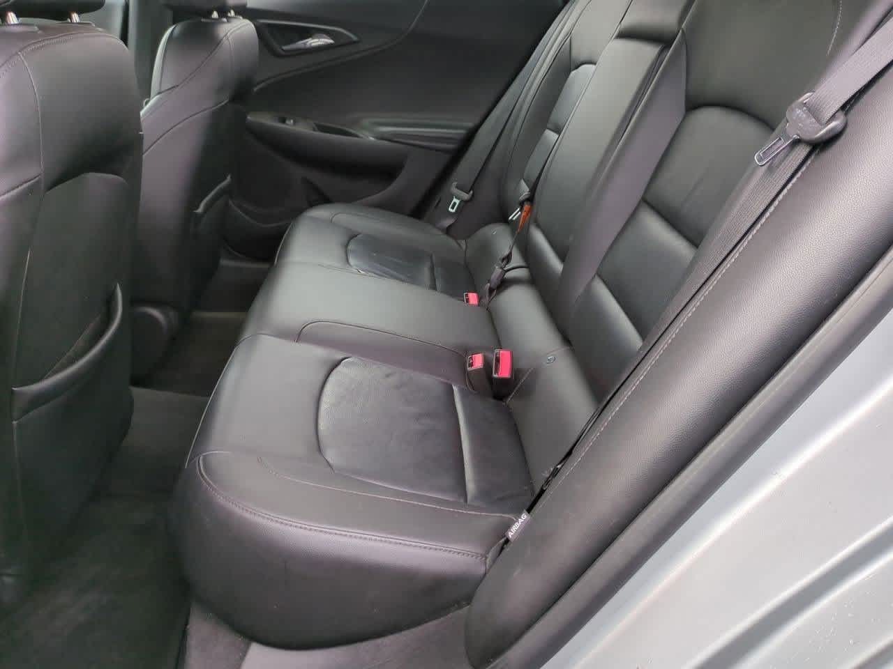 2017 Chevrolet Malibu Eco 17