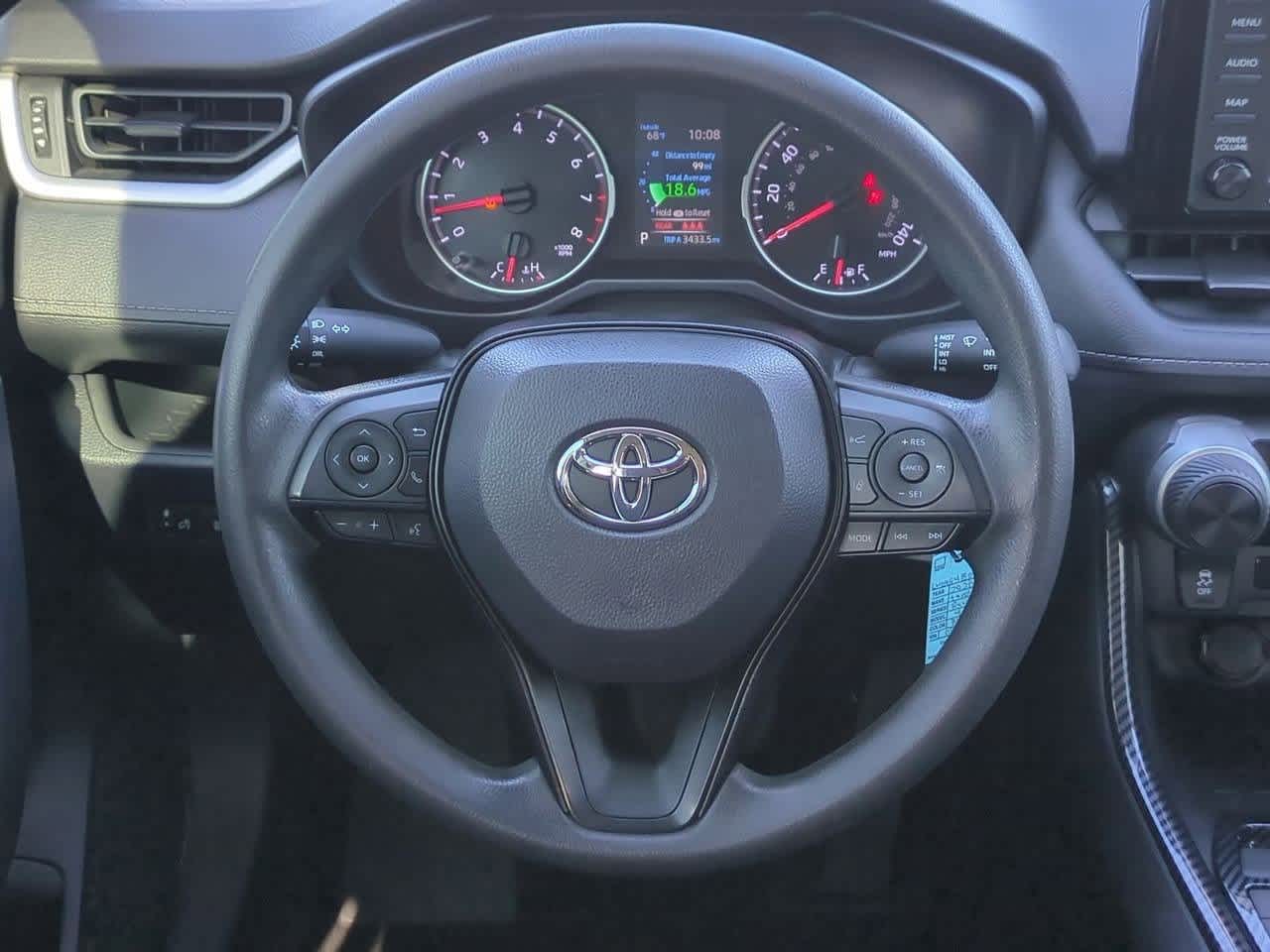 Thumbnail: 2020 Toyota RAV4 - 20