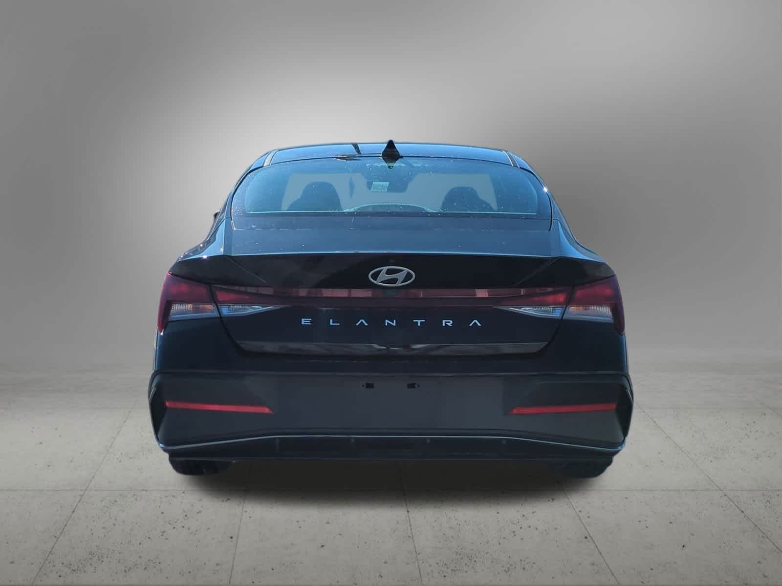 Thumbnail: 2024 Hyundai Elantra - 5