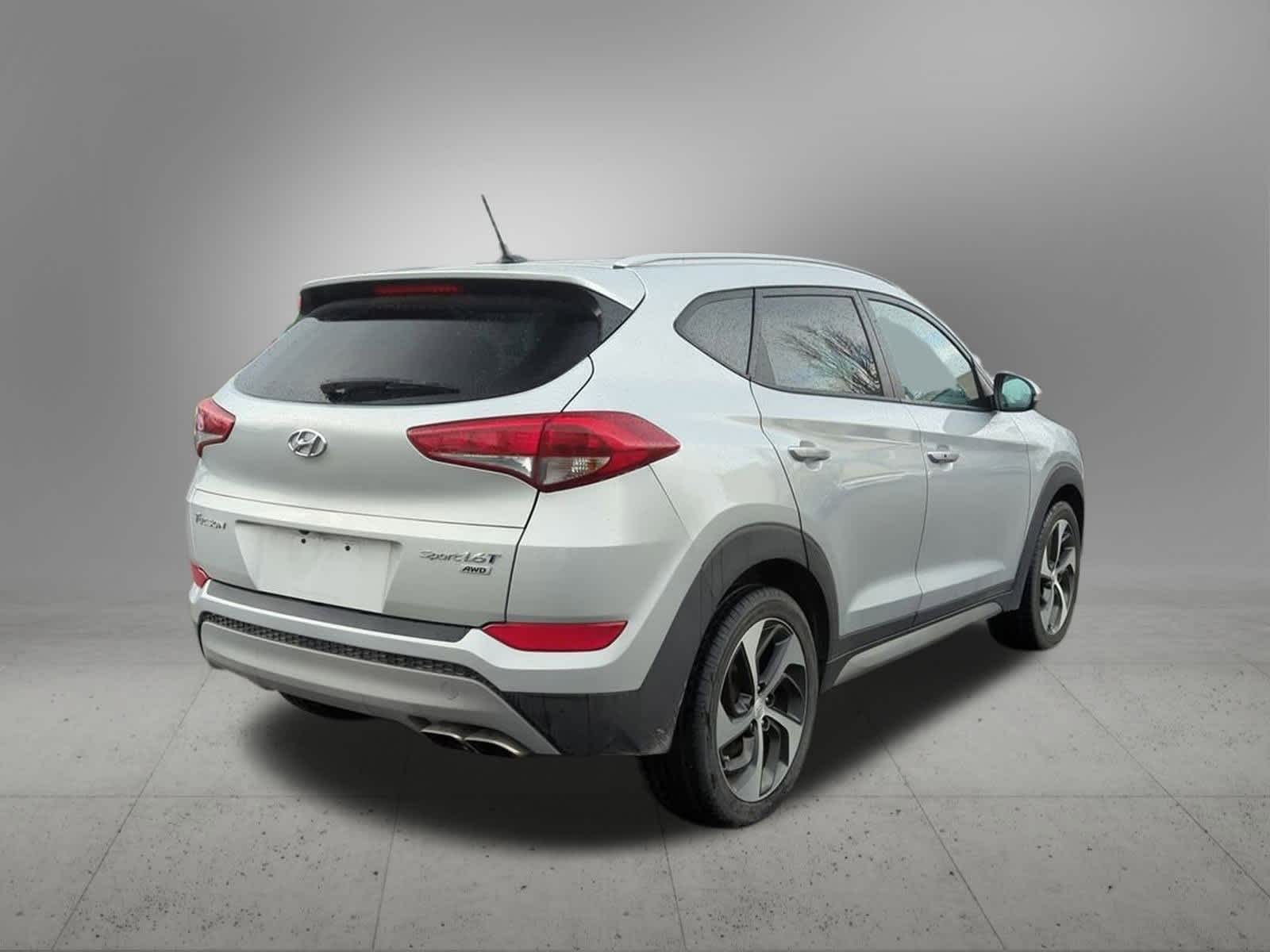 Thumbnail: 2017 Hyundai Tucson - 6