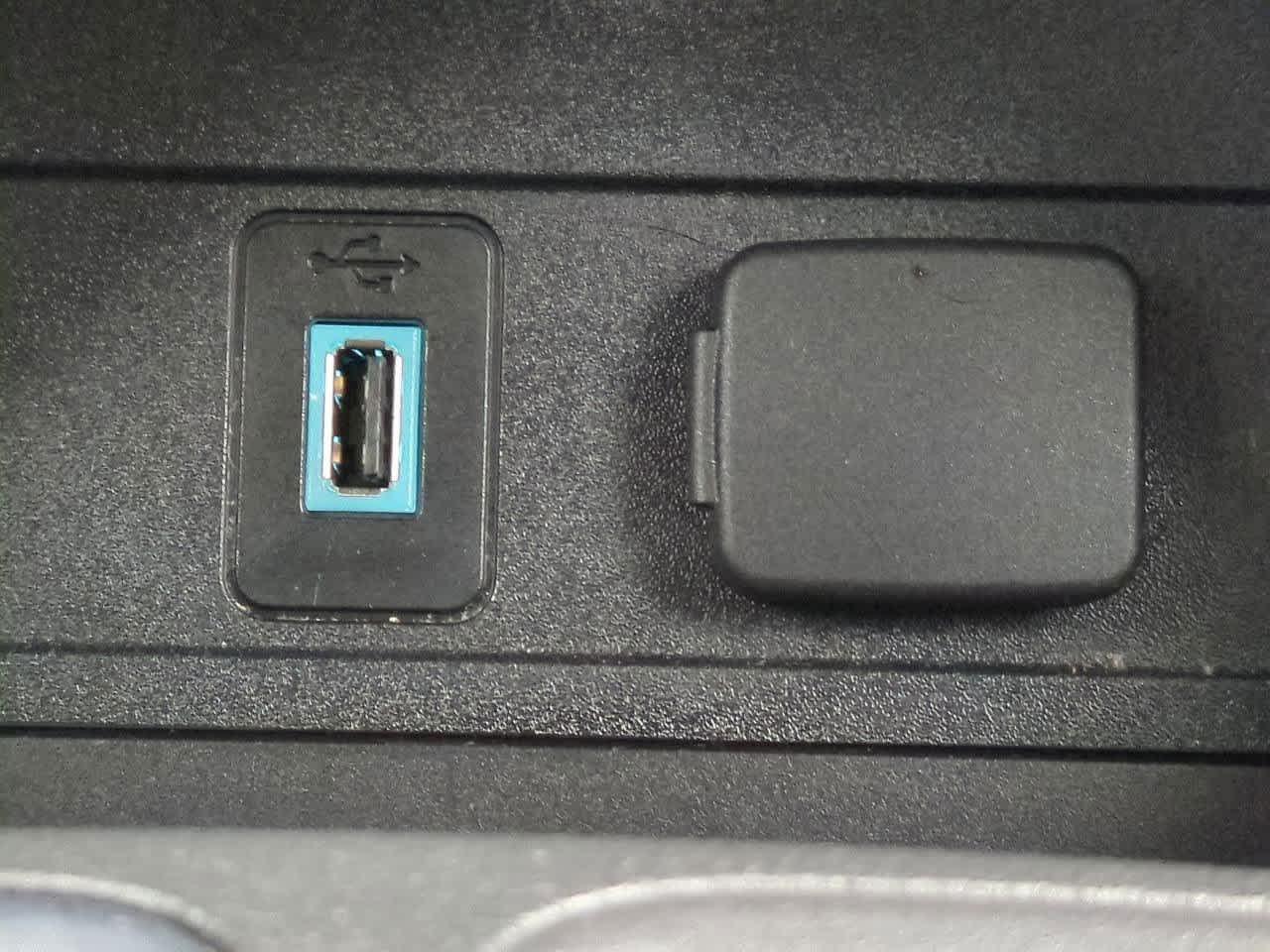 Thumbnail: 2018 Ford Escape - 28