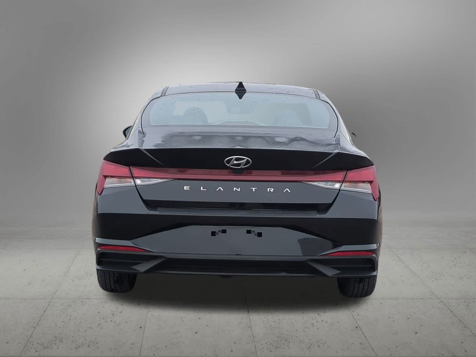 Thumbnail: 2023 Hyundai Elantra - 5
