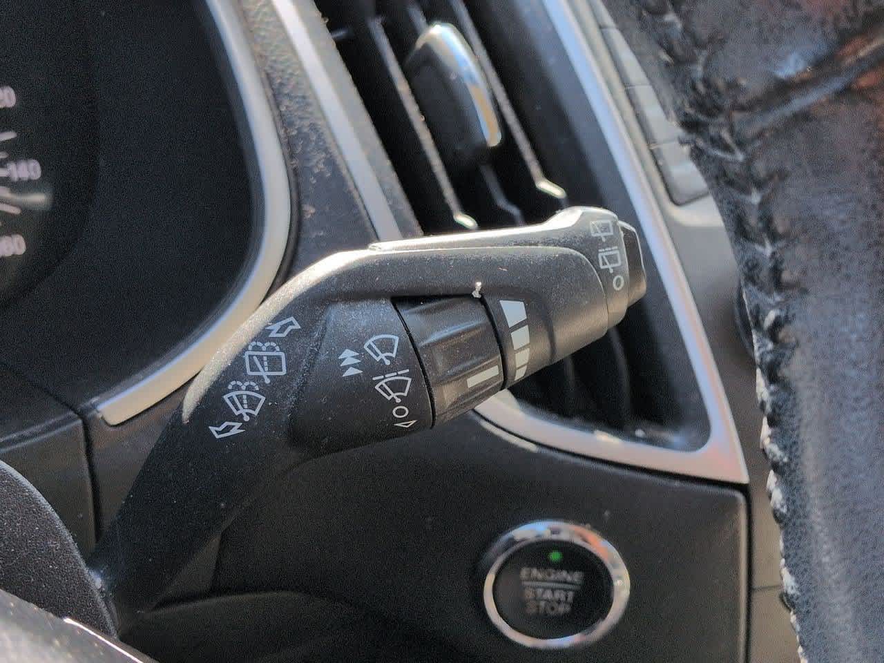Thumbnail: 2015 Ford Edge - 18