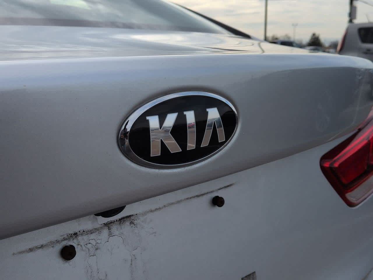 Thumbnail: 2019 Kia Optima - 11