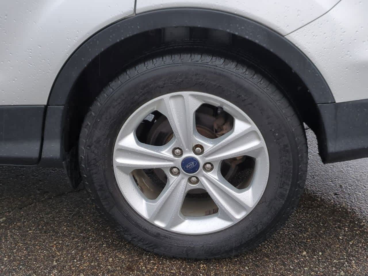 Thumbnail: 2015 Ford Escape - 13