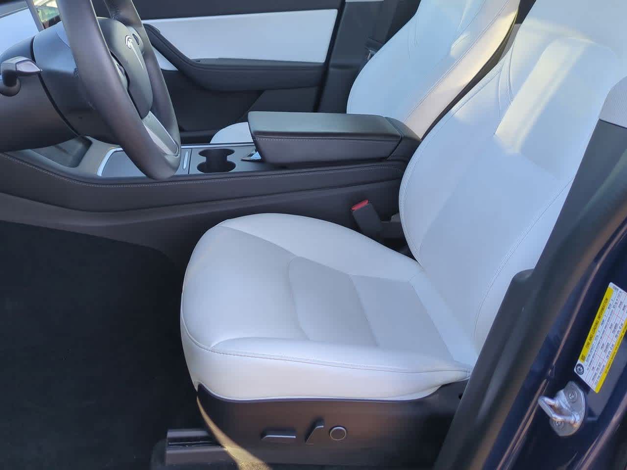 Thumbnail: 2021 Tesla Model Y - 16