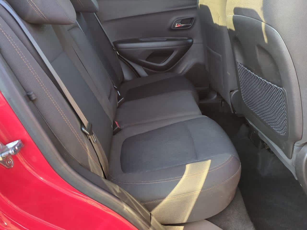 Thumbnail: 2020 Chevrolet Trax - 18